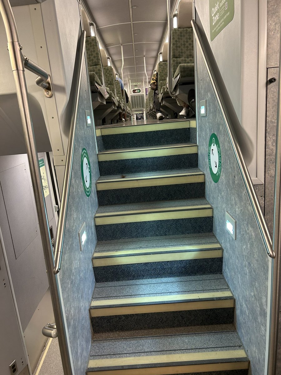 Ose8851687's tweet photo. In my home country, I will never take a train because of fear and me thinking our trains aren’t in good conditions but on getting to Canada my love for trains is unexplainable. I even took a 3hours train to Bowmanville on a weekend visit. Can you see how environment can influence https://t.co/UqekqkCQIb