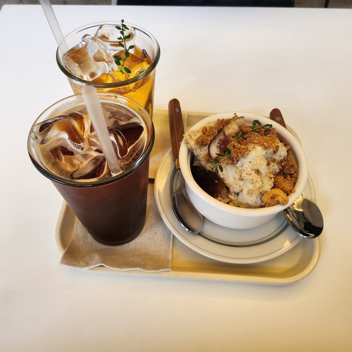 heaven975's tweet photo. #포항 #그린어스 #디저트 #맛집 #카페 #JMT https://t.co/Z9kCuyuXOv