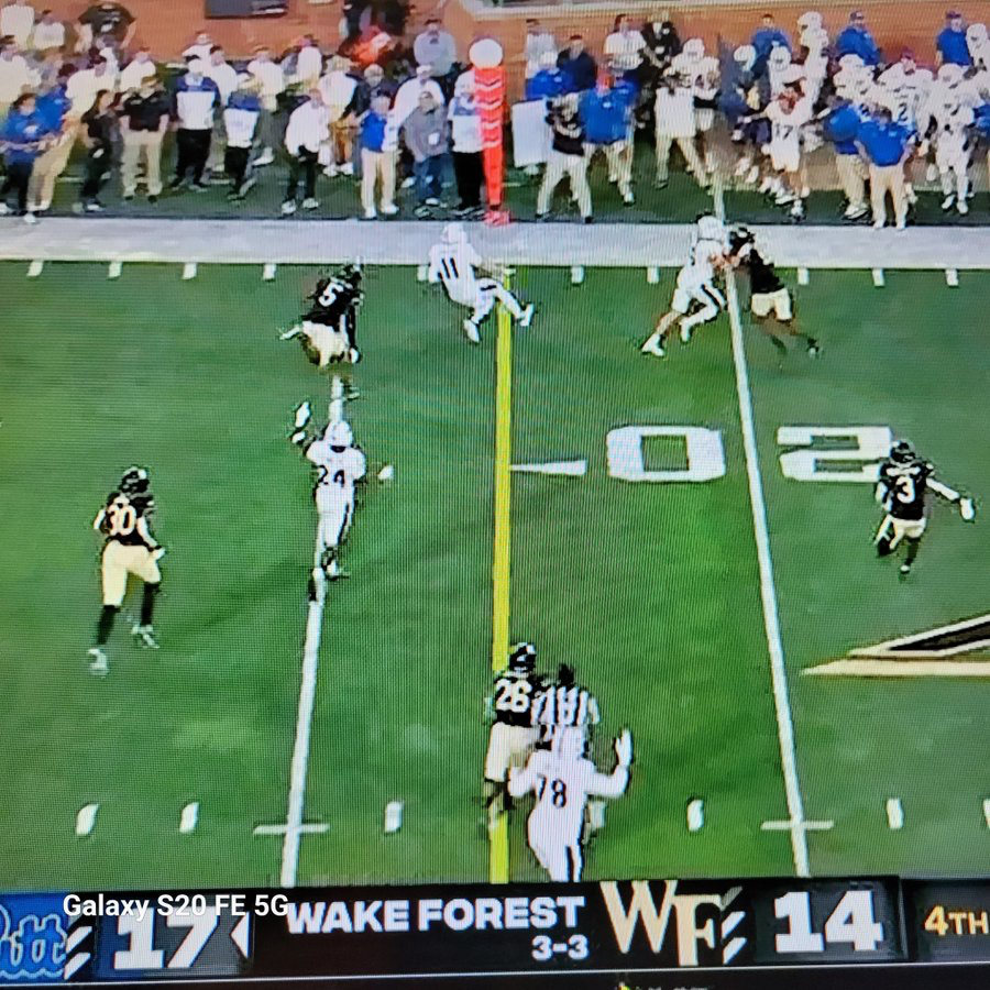 david_durham33's tweet photo. @P1TTFAN Yes. One is wrong. The one in the FSU game should’ve been short. The one in the Wake game was the correct call. When he started his slide the ball was a yard short. https://t.co/0Apgxtq3xo