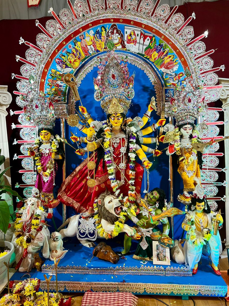 DDNewslive's tweet photo. #DurgaPuja celebrations in Edinburgh, Scotland organised by Scottish Association of Bengali Heritage and Sanskritik Heritage

The 10th-year anniversary celebrations include elaborate decorations, a mix of contemporary & classical cultural programs, charity food stalls, painting competitions and free food for everyone for 5 days & lots more

#DurgaPuja2023 @tapasjournalist