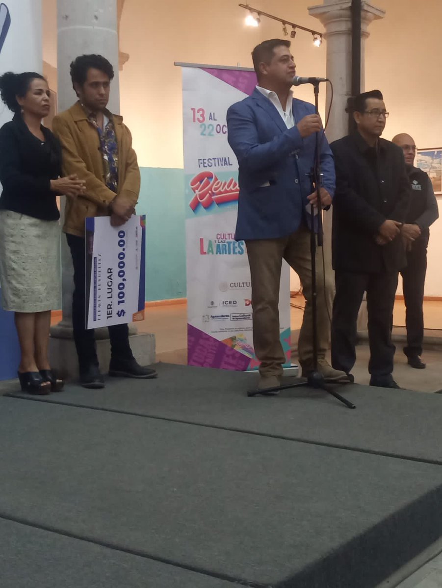 RevueltasDgo's tweet photo. Premiación e inauguración de la Convocatoria Nacional de Pintura Figurativa Fermin Revueltas en el Museo Gurza 🤩👍🏻✨🎨🖼️ 🥇 https://t.co/SfBQxrEV5w