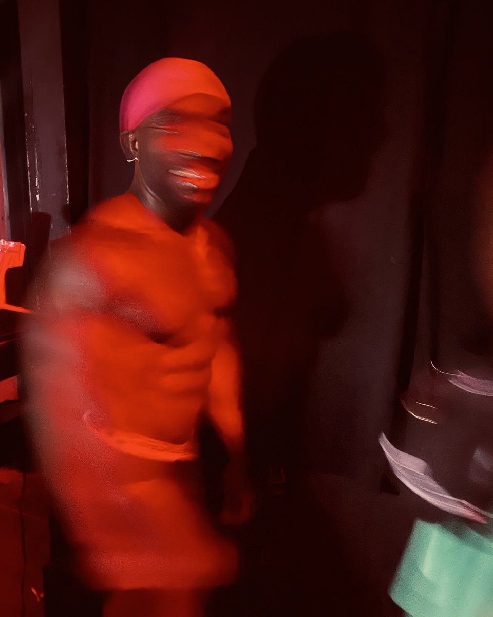 RussyTyree's tweet photo. 🗣️ “Hey Siri, play #RedLightSpecial by TLC”

🚨🚨🚨

#3WeeksPostComp 🏆
#Maintaining 💪🏾 https://t.co/wLBbLdHG5h