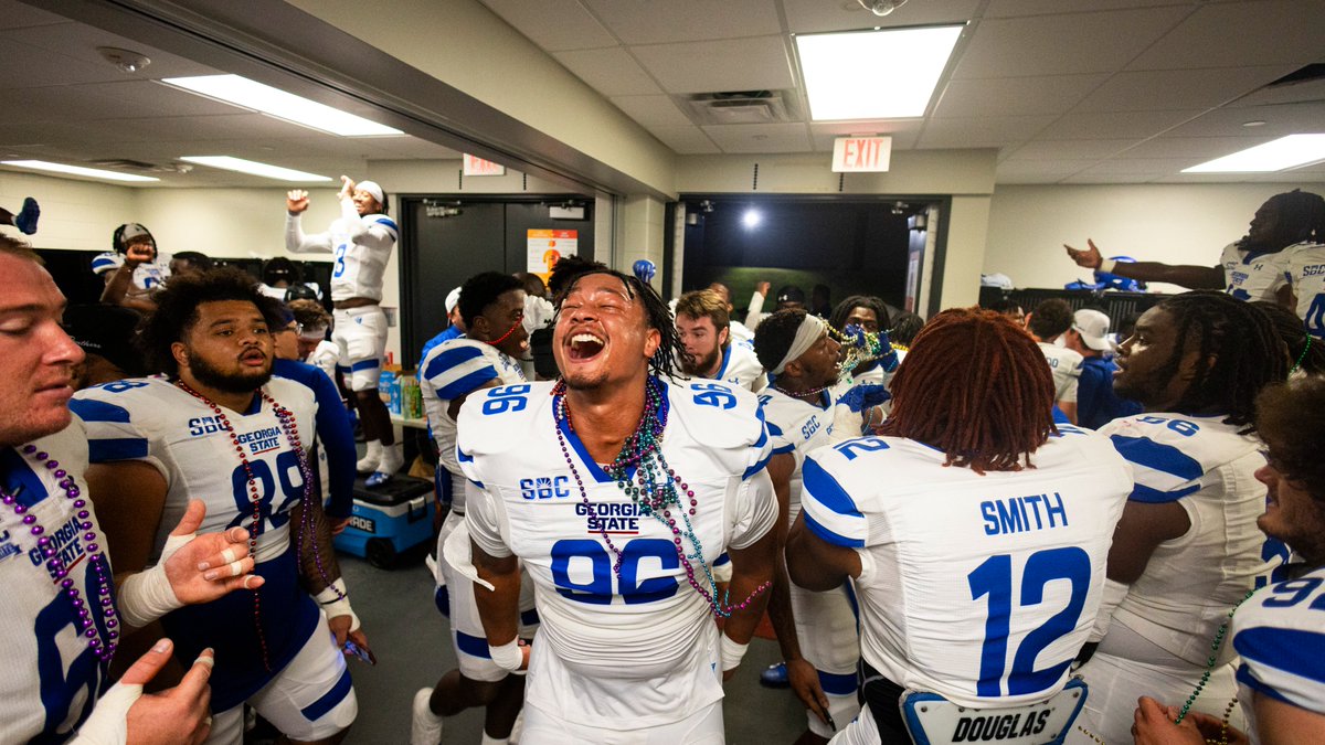 GeorgiaStateFB's tweet photo. 𝐓𝐡𝐚𝐭'𝐬 𝐚 𝐃𝐔𝐁 😉

#LightItBlue | #SoundTheHorn https://t.co/QYCup1aFlf