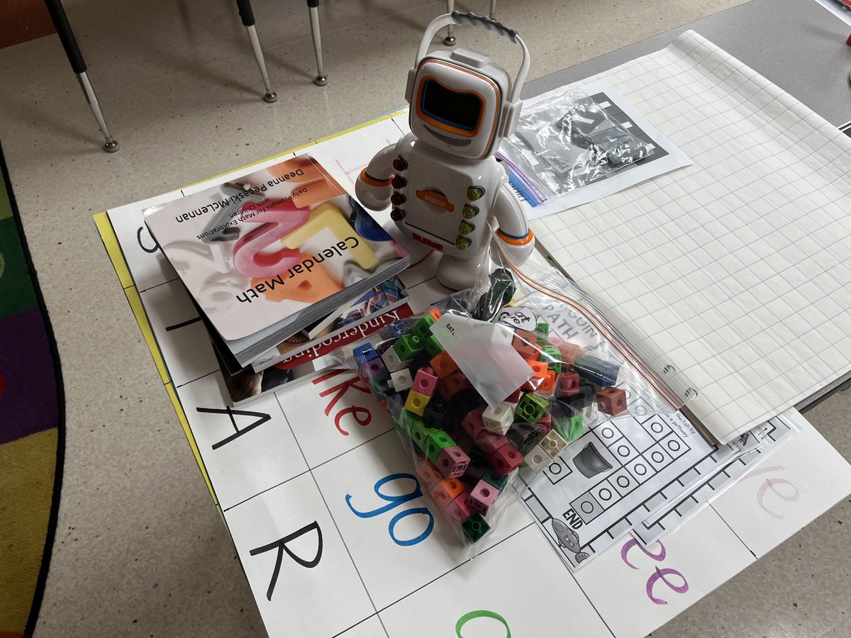 Preparing to share the love of loose parts and unplugged coding this Monday 🤓🩷🤖 #ignite2023