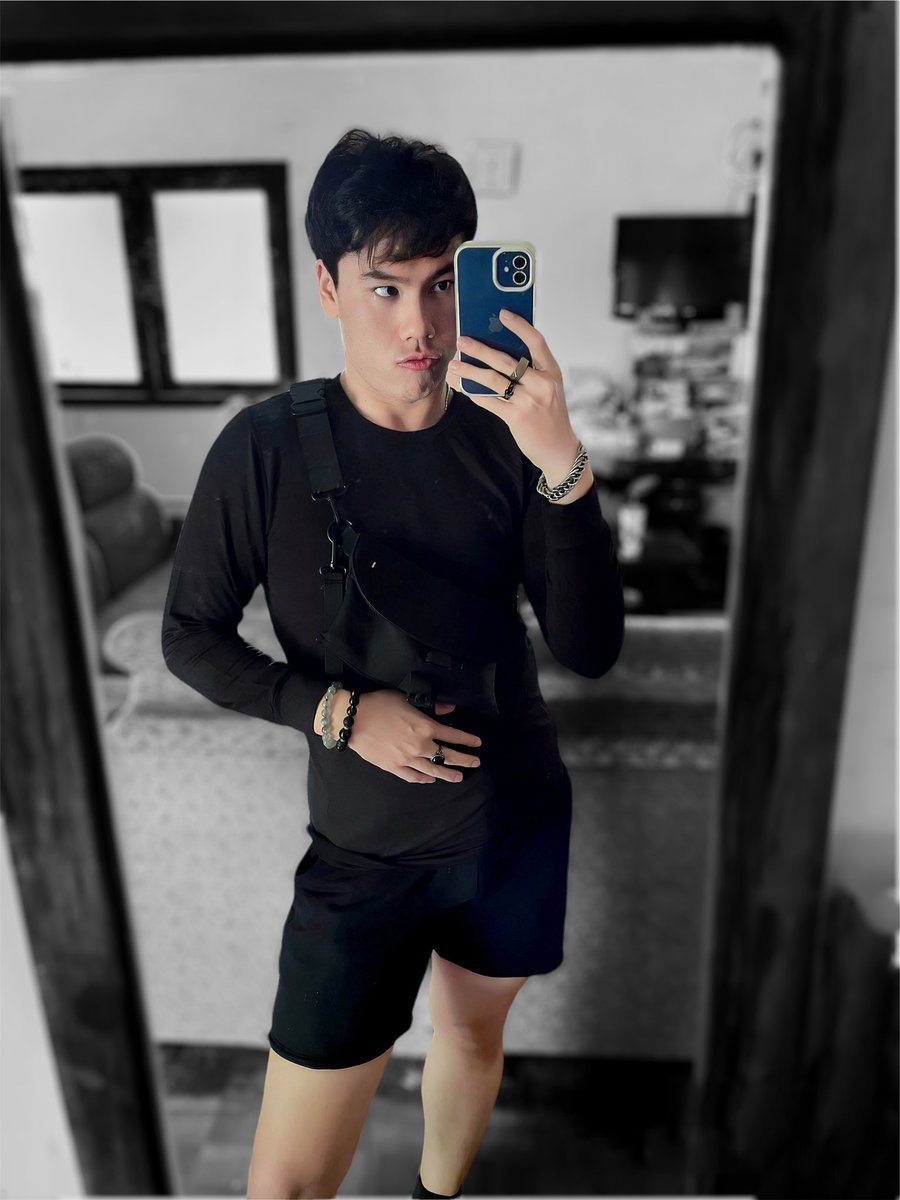 IamMildMac's tweet photo. Call it what you want 😈

#CollectedMoments #ໜ້າກະຫວານສັນດານໝານ້ອຍ https://t.co/2uU54xy9Tv