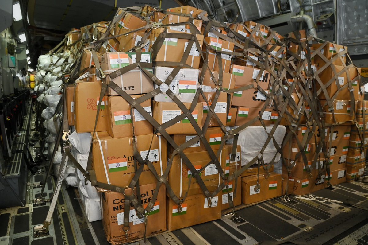 🇮🇳 sends Humanitarian aid to the people of 🇵🇸! An IAF C-17 flight carrying nearly 6.5 tonnes of medical aid and 32 tonnes of disaster relief material for the people of Palestine departs for El-Arish airport in Egypt. The material includes essential life-saving medicines,…