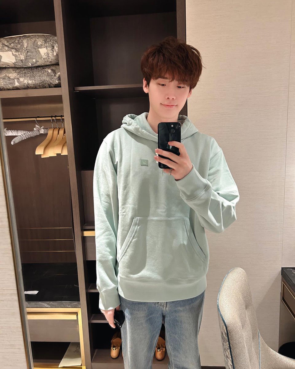 SRK_ELF_SUKIE's tweet photo. October 22 , 2023
Sukie insta update 🧡
Thank you ❤️
#dearmywith
#LeeJongSuk
#이종석 https://t.co/pzVPWr0QfT