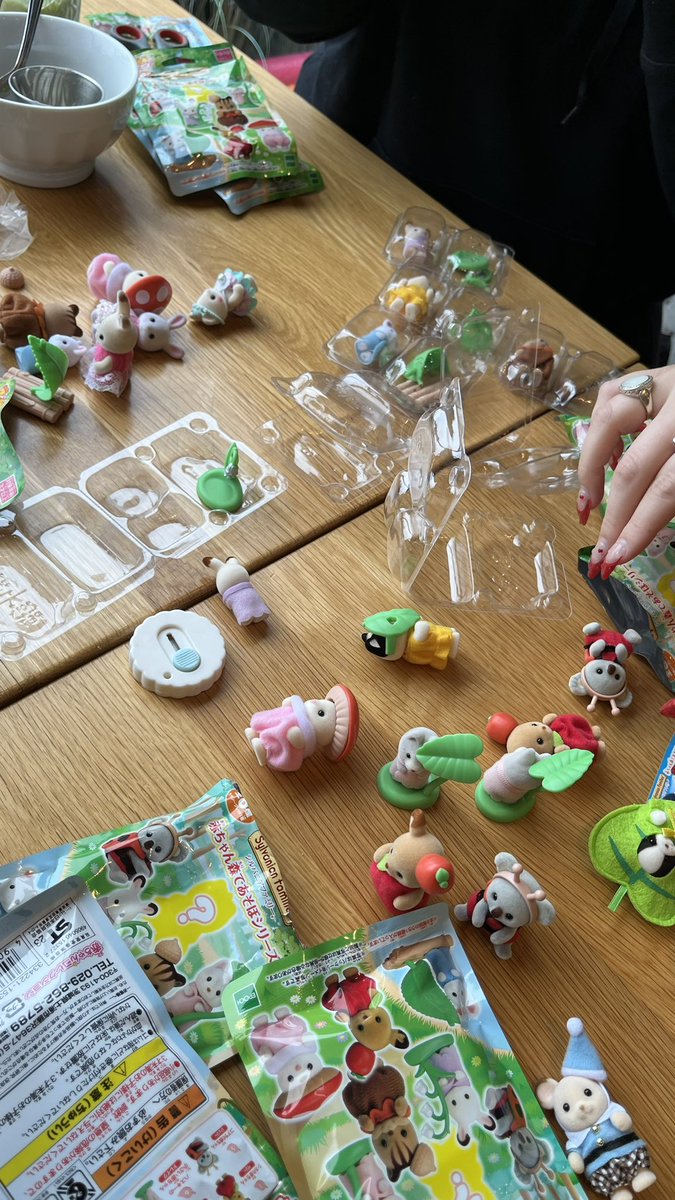 teanesssss's tweet photo. unboxed some calicos with friends!! i love this collection sm im a sucker for anything magical woodsy 😭💗 https://t.co/YHjPKjpIgt