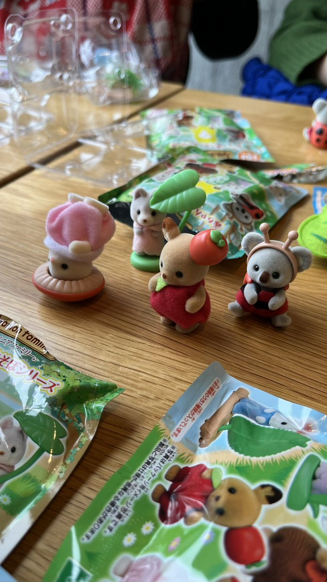 teanesssss's tweet photo. unboxed some calicos with friends!! i love this collection sm im a sucker for anything magical woodsy 😭💗 https://t.co/YHjPKjpIgt