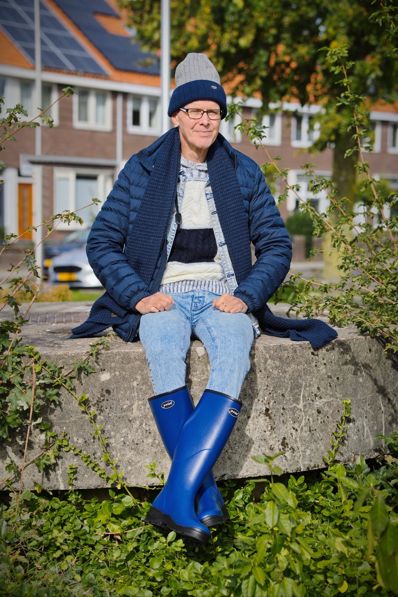 Welliesare4men2's tweet photo. Day two of the Gumleaf "Norse" series. 😀

Neoprene lined, super comfortable, taller than Hunter, great quality rubber, amazing deep colour, VIBRAM sole!

#Gumleaf #Norse #Wellies #Boots #Rubber #Tall #Blue #Navy #Awesome #Stunning #Amazing #BeSeen #Standout #DareToBeDifferent https://t.co/7XPa4FGF77