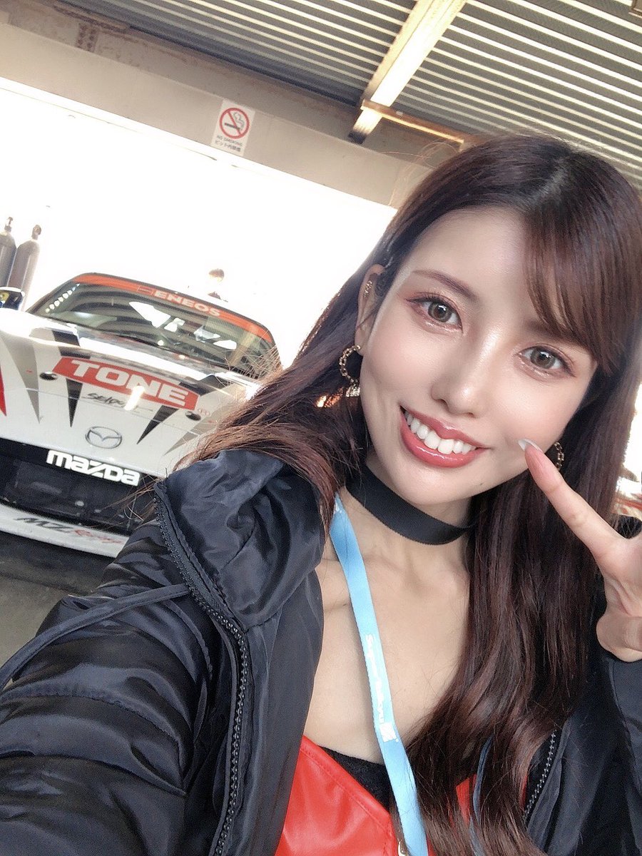 Hitomin_0122's tweet photo. #S耐 第6戦3時間耐久レース決勝
65号車 odula TONE 制動屋ロードスター
クラス4位フィニッシュでした!
今回も応援ありがとうございました✨
お写真待ってますーよー❤️🖤☺️
#OVERDIVE #ハーテリーデライトギャルズ
#RQ #S耐RQ #レースクイーン https://t.co/OfaEcmPlzV