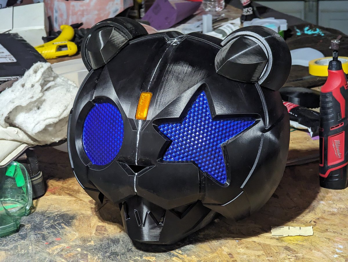 DesertFare's tweet photo. Probably won't have him done in time for Halloween.. but I've been working on my own Rolling Rocking Punk King!
Eyes and Crusher fully swappable, of course!
#punkjack #パンクジャック #kamenridergeats #cosplay https://t.co/E30CVvSQ3p