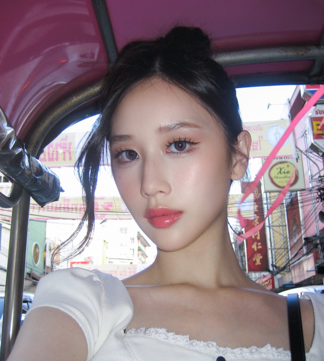 janeeeyeh's tweet photo. Tuktuk with me🛺 https://t.co/MiKtKRpkIi