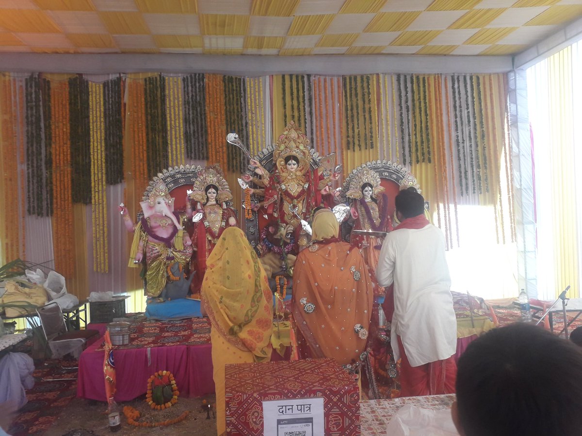 GrenowestWF's tweet photo. माता रानी की आरती
जय माता दी🙏 https://t.co/zGXsTkWmBv