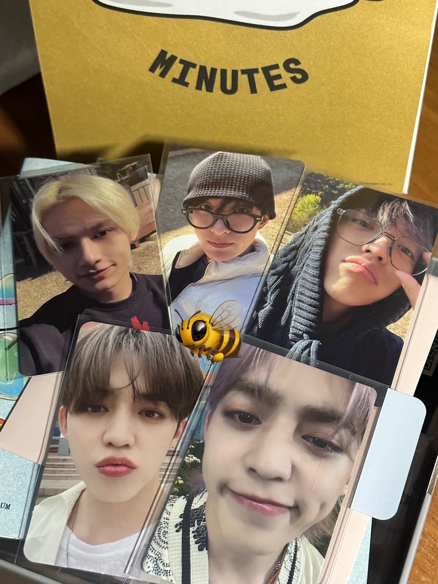 mochidoies's tweet photo. ヽ(´▽`)/ #mailforbee 
 
long awaited seventeen haul 🫶🏼 thank you for the hati/budol/trade @mingyuwonie 😝 kilig na kilig me!!!!! #budoledbybea https://t.co/TYnpgFrnB2