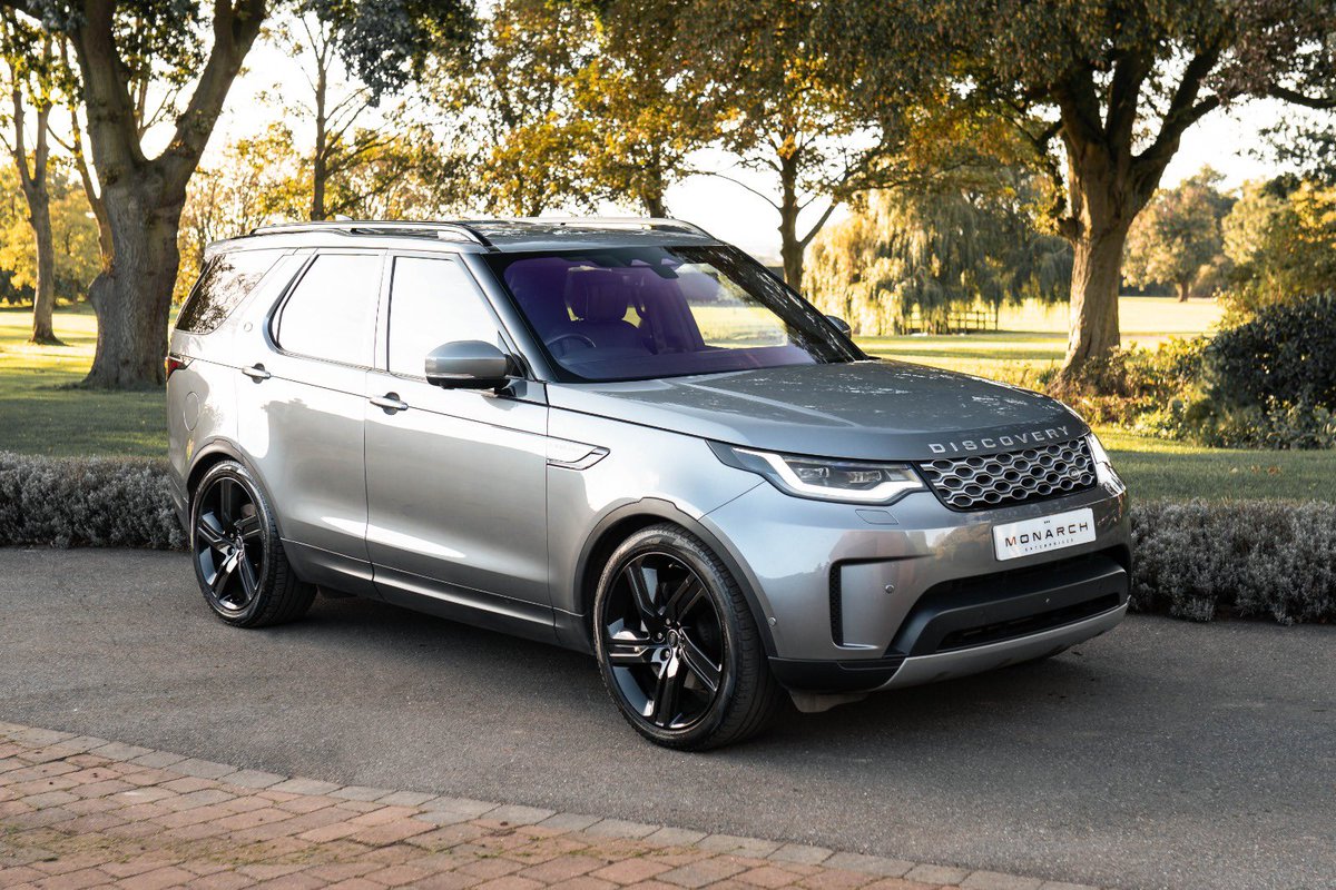 Thanks to those that liked and shared, I managed to buy this great spec Discovery commercial for a local repeat client who is very excited about getting behind the wheel. The #LandRover #Discovery has to be about the best on the market in terms of a commercial vehicle IMO!!!