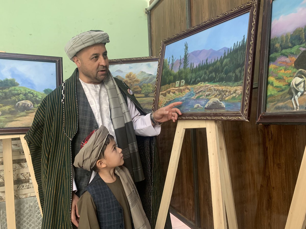 KarimiUzbek's tweet photo. اوزبیک تیلی ملی بیره‌می برچه تیلداشلریم‌گه قوتلوغ بولسین دیب،  نیچه آلینگن  رسم لرنینگ سیز بیلن شریک قیلدیم. https://t.co/UTD6gJftmg