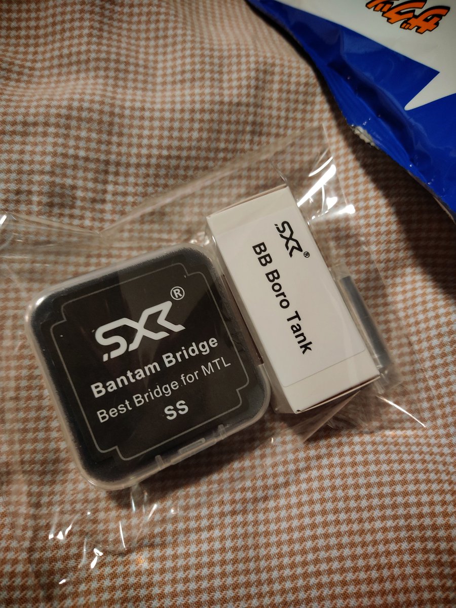 northernstone_'s tweet photo. その他諸々も
ｷﾀ━━━━(ﾟ∀ﾟ)━━━━!!
どうやらNautilusコイルアダプターは持ってたっぽい。
まぁ予備って事で😅。
#bantambox #本日のポテチ🥔 https://t.co/7XPAF8D51H