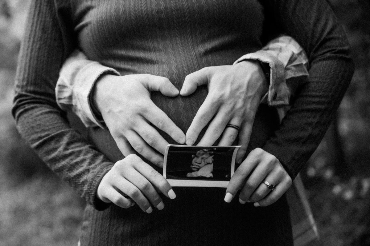 yourshitposter's tweet photo. Just a couple more weeks❤️ https://t.co/7ABhZAwoXg