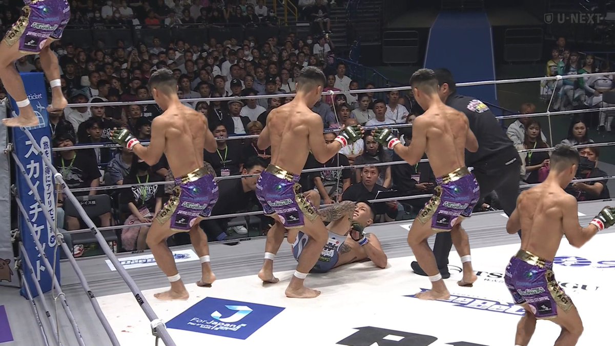 hikikomitaro's tweet photo. 牛久絢太郎5体VS萩原京平
#RIZIN https://t.co/7kx7JuHT88