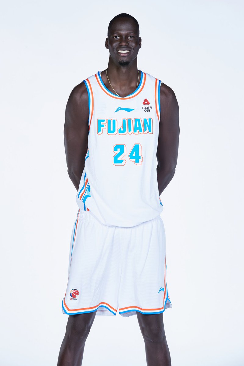 ThonMaker14's tweet photo. Year 2 in CBA!!
#GameDay
#MakerMob
#PLAYOFFS https://t.co/dNR9SfDmJM