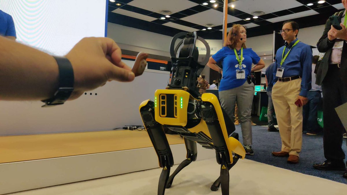 460. Smooth and real life #movement.