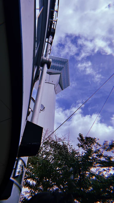 観光客ムーブかましてきた。