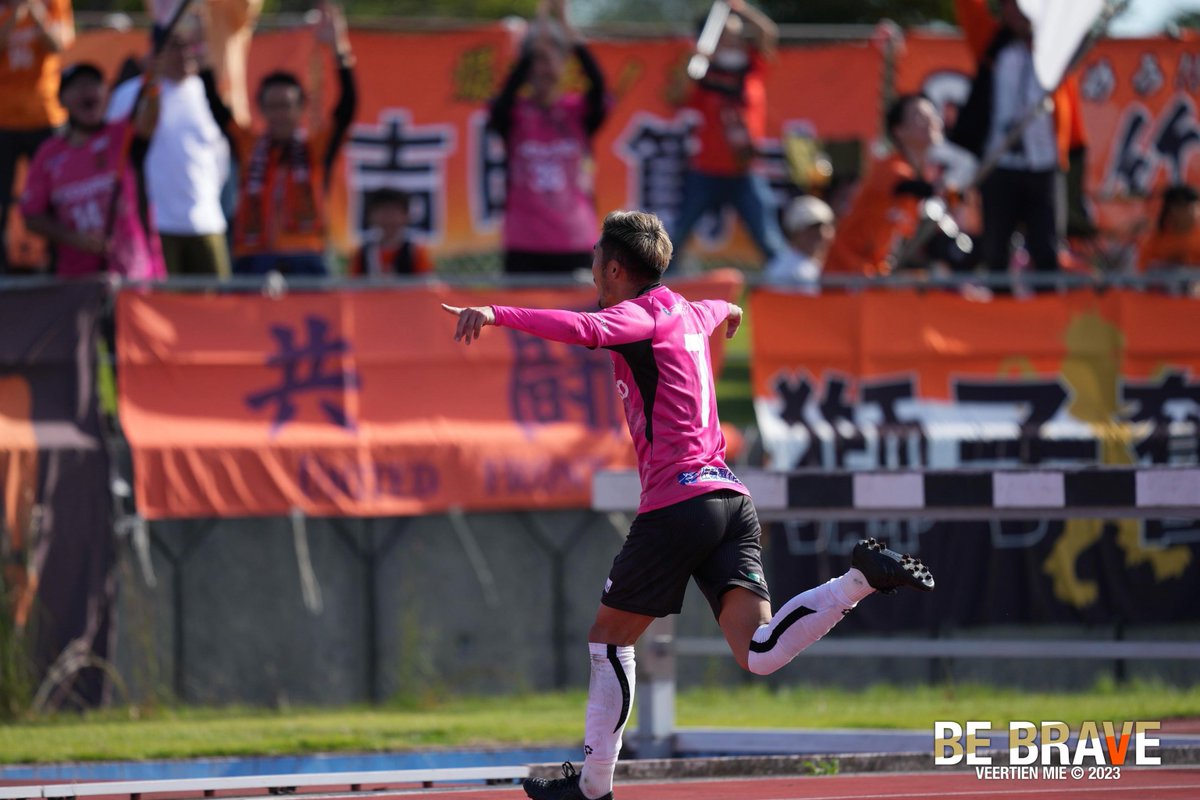 Veertien_TSC's tweet photo. 【10/22浦安戦】

62' #森主麗司 選手(V三重)
86' 村越健太 選手(浦安)

⬇️試合結果
https://t.co/SX5XE99Wtc

1,300名を超えるご来場の皆さま、熱い後押しをありがとうございました🙇ホームで闘えるのもあと2試合。11/4は四日市、11/26最終戦はラピスタで共に闘いましょう🔥

#JFL #ヴィアティン三重 https://t.co/wXHQJ6ntmO