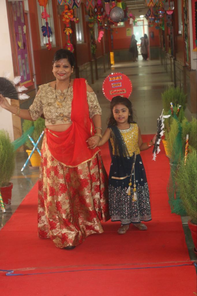 dpsgbn's tweet image. #saarangraasgarba#Navaratri
#garbafestivities#vibrant culture #spiritofunity
#celebrationstion