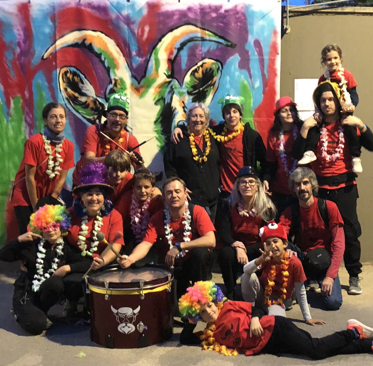 Diablesses i Timbaleres d’Itaca 🔥🥁 tweet media