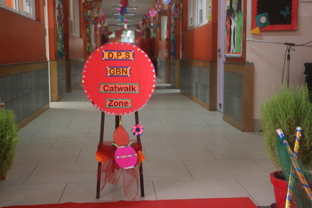 dpsgbn's tweet image. #saarangraasgarba#Navaratri
#garbafestivities#vibrant culture #spiritofunity
#celebrationstion