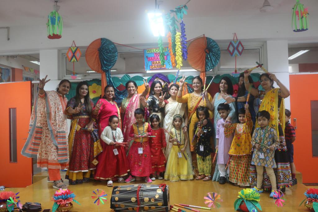 dpsgbn's tweet image. #saarangraasgarba#Navaratri
#garbafestivities#vibrant culture #spiritofunity
#celebrationstion