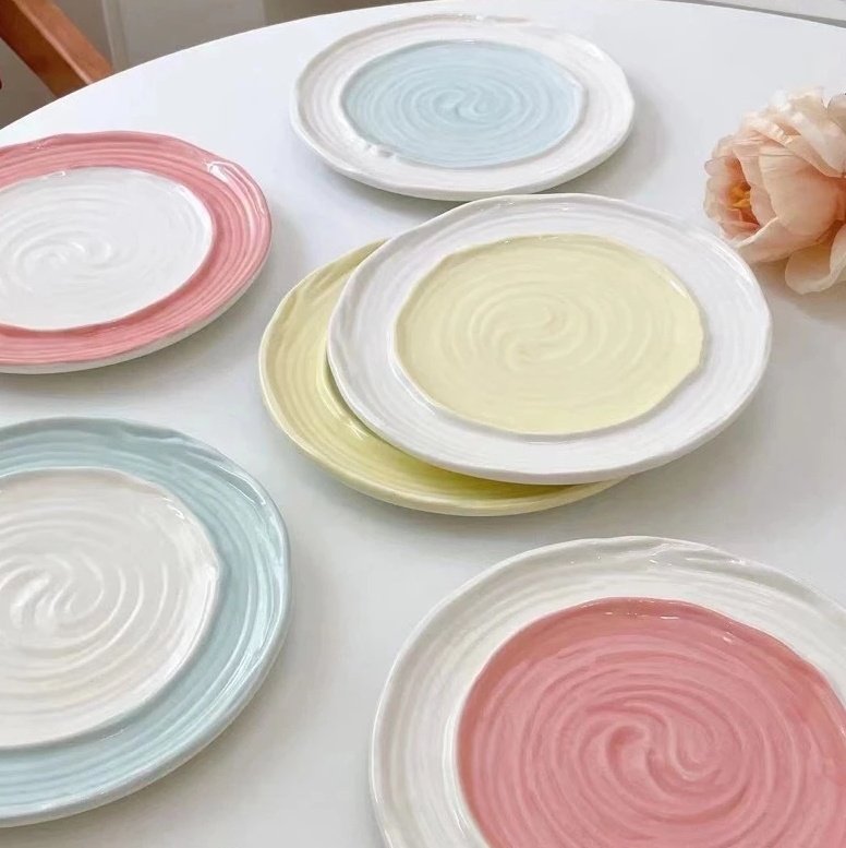 UrDesember's tweet photo. Aesthetic ceramic plate and bowl

⋆✦ a thread ✦⋆ https://t.co/slBaV0lNbH