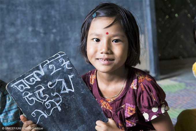 “If you are planning for a year, sow rice; if you are planning for a decade, plant trees; if you are planning for a lifetime, educate people.” ~Ancient Proverb

Please retweet if you agree w/these #SundayThoughts &amp; #EducationCannotWait for any child.

<a href="/dfat/">Department of Foreign Affairs and Trade 🇦🇺</a> #222MillionDreams✨📚