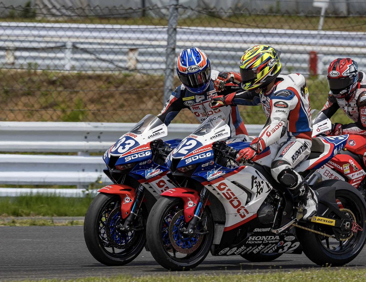 ikuhiroeno38's tweet photo. 鈴鹿最終戦をもちまして、ライダーを引退します。

6歳からバイク漬けで本当に楽しかった。
たくさん可愛がって、構ってくれてありがとうございました！
関わってくれた全ての方に感謝です。
幸せな19年間のライダー生活でした！

「榎戸育寛」は不滅です。
さあ！また会いましょう‼︎

ばいばーい🫶 https://t.co/JIpyvVBWbp