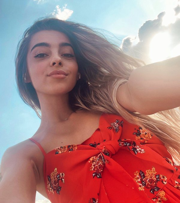 I m gonna be your perfect color today.  #NationalColorDay  I am online now. https://t.co/VAKjJaMPNQ  @F4FTraining<a href="/tag/nationalcolorday"class="tags">#NationalColorDay</a>