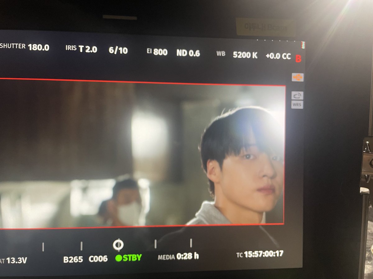 island4u's tweet photo. 원준이 #Netflix #Doona #이두나 https://t.co/k9fs12VGoe