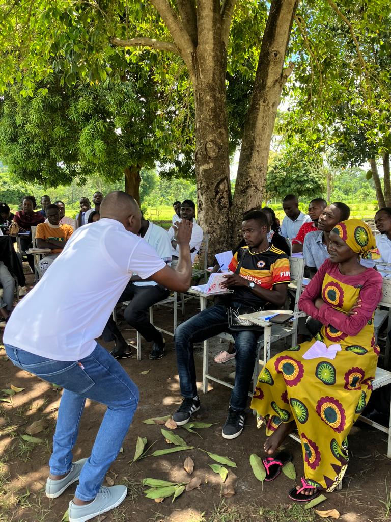AugustineOlowo's tweet photo. Equipping the young people with knowledge in Project planning & Management, Social Business & Mentoring them on leadership at @klauniversity Luweero was a worthwhile way to engage on a Saturday.
We keep pushing.
#projectmanagementskills https://t.co/0vmsDFKP7o