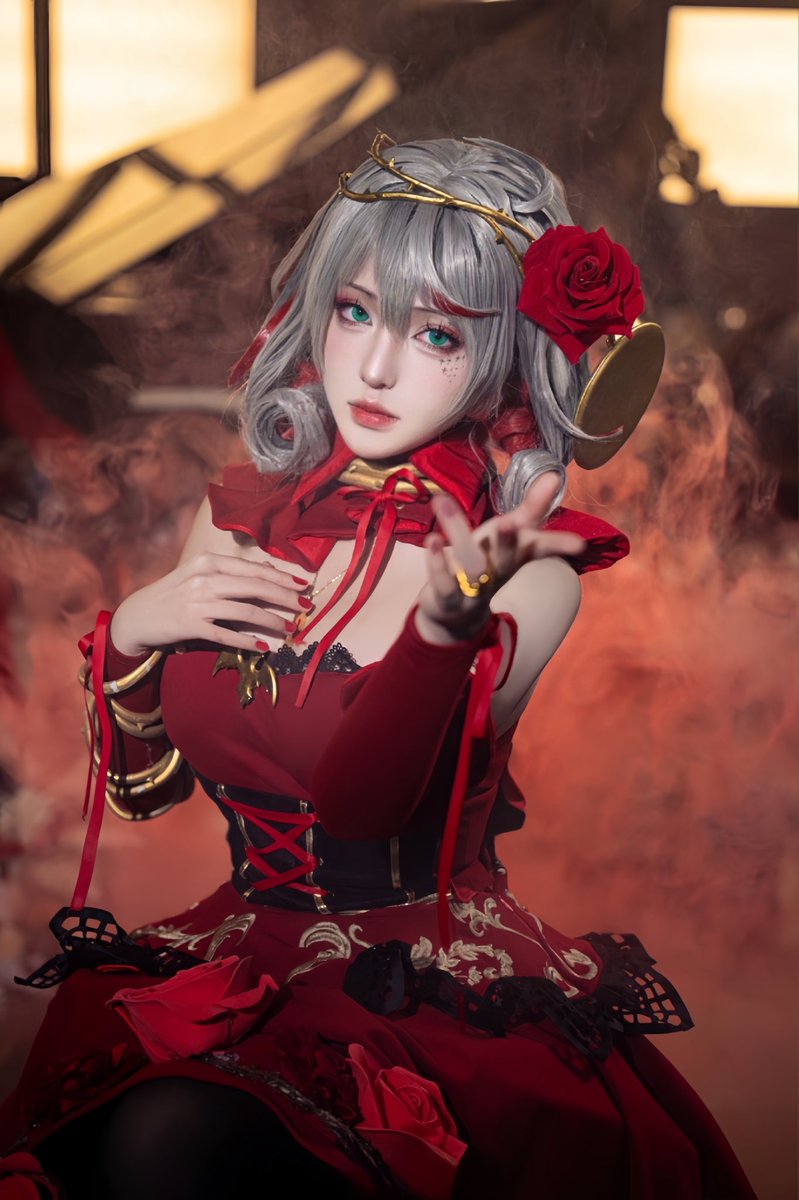 但是当然。我是一个音乐艺术家。我因音乐而生🎻

#宿命回响 #命运 #cosplay #takt_op #destiny https://t.co/FFXNTcsY97