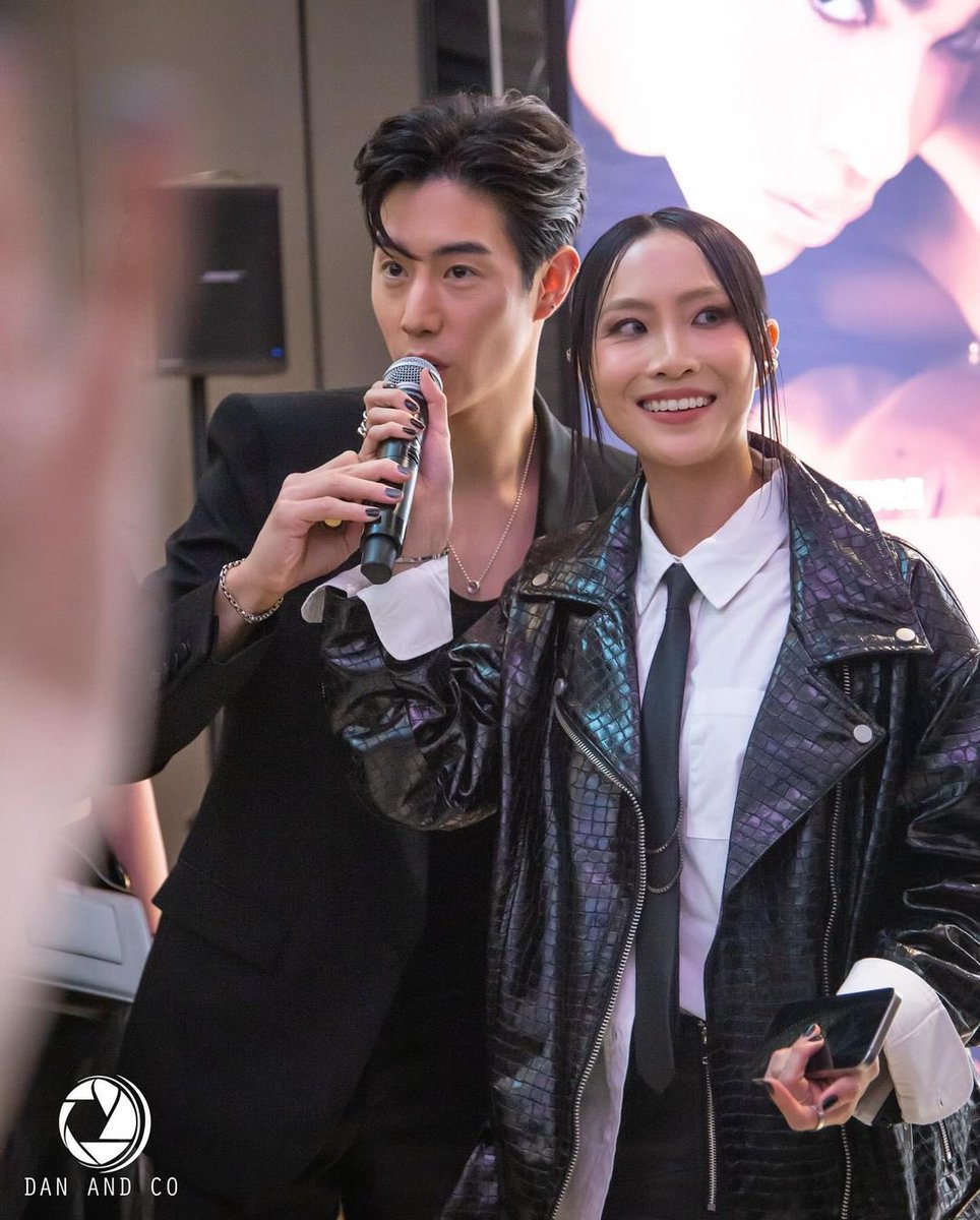 231021 Photographer shares photos of Mark Tuan attending the #YSLBeautySG Event (2/3)

instagram.com/p/CysIXPnJ0JX/…

MARK TUAN for YSL BEAUTY
#MARKxYSLBEAUTY 
#CoutureMeUp <a href="/yslbeauty/">YSL Beauty</a> 
#MarkTuan #段宜恩 #Mark #마크 
<a href="/marktuan/">Mark Tuan</a> <a href="/DNAmngmnt/">Mark Tuan Official</a>