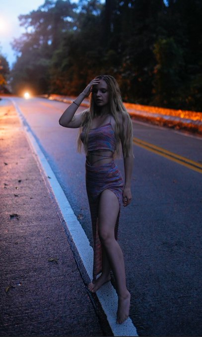 Got wet in the rain coming home from the beach https://t.co/JBTOrJcODZ