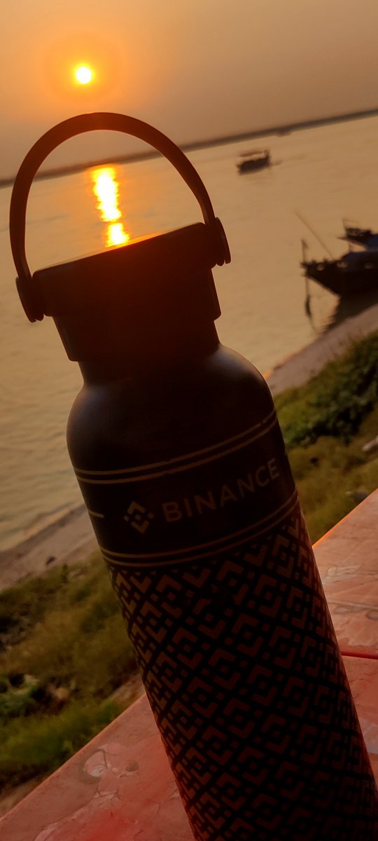 HackAbleNote's tweet photo. A peaceful sunset makes a peaceful place!
#Binance #BinanceAngels #Remember4 https://t.co/TEU8yYq7SE