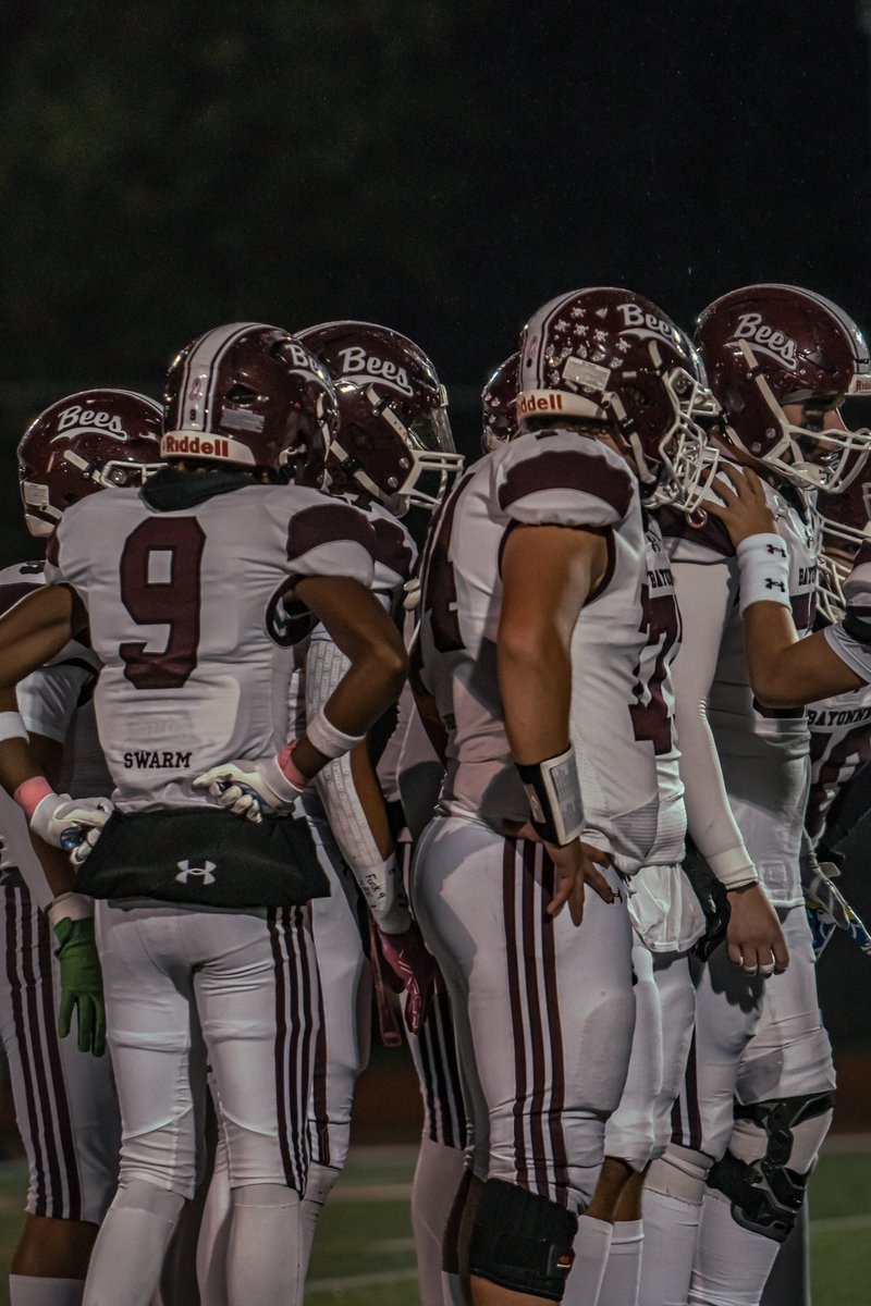 IsaiahRoss5_'s tweet photo. Great win vs north Bergen Friday night @KeepItABuckPod1 @Rivals @JSZ_Sports @MSU_Football https://t.co/LOIz6QtRGu
