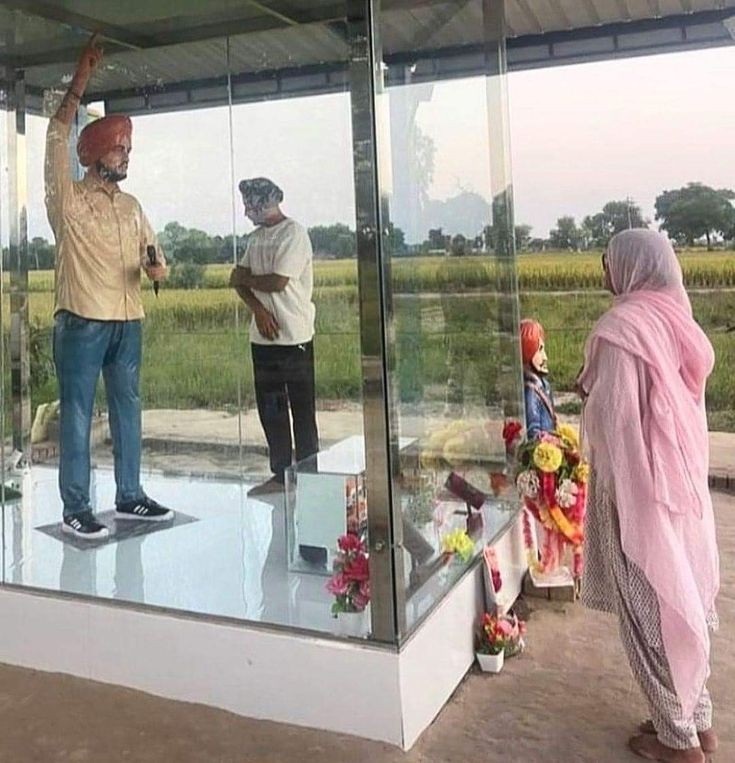pragatisingh295's tweet photo. ਰੱਬਾ ਤੇਰੀ ਦੁਨੀਆਦਾਰੀ ਸਾਨੂ ਆਯੀ ਰਾਸ ਨਹੀ...😞!

#SidhuMooseWala 
#JusticeForSidhuMooseWala https://t.co/JV0KVNzG53