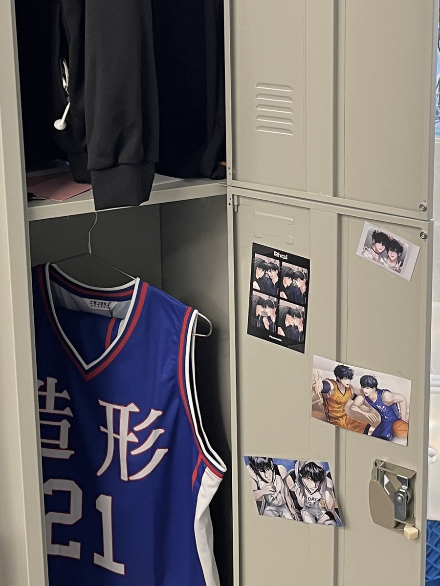 #23전_21무_1승1패
#from_23vs21_to_23x21

종뱅카페갔다왔어요
오티피카페라는거.. 엄철달콤한거더군요