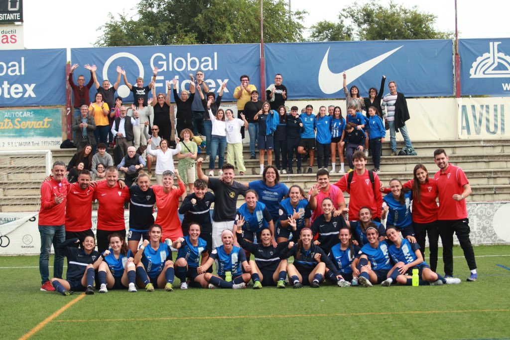 ‘LES COMES ÉS EL NOSTRE FORTÍ’ 💙

Les blaves vencen per 2 a 0 al fins ara líder invicte amb gols de Marcet i Pauli! 🤯

#SomBlaves #3RFEF