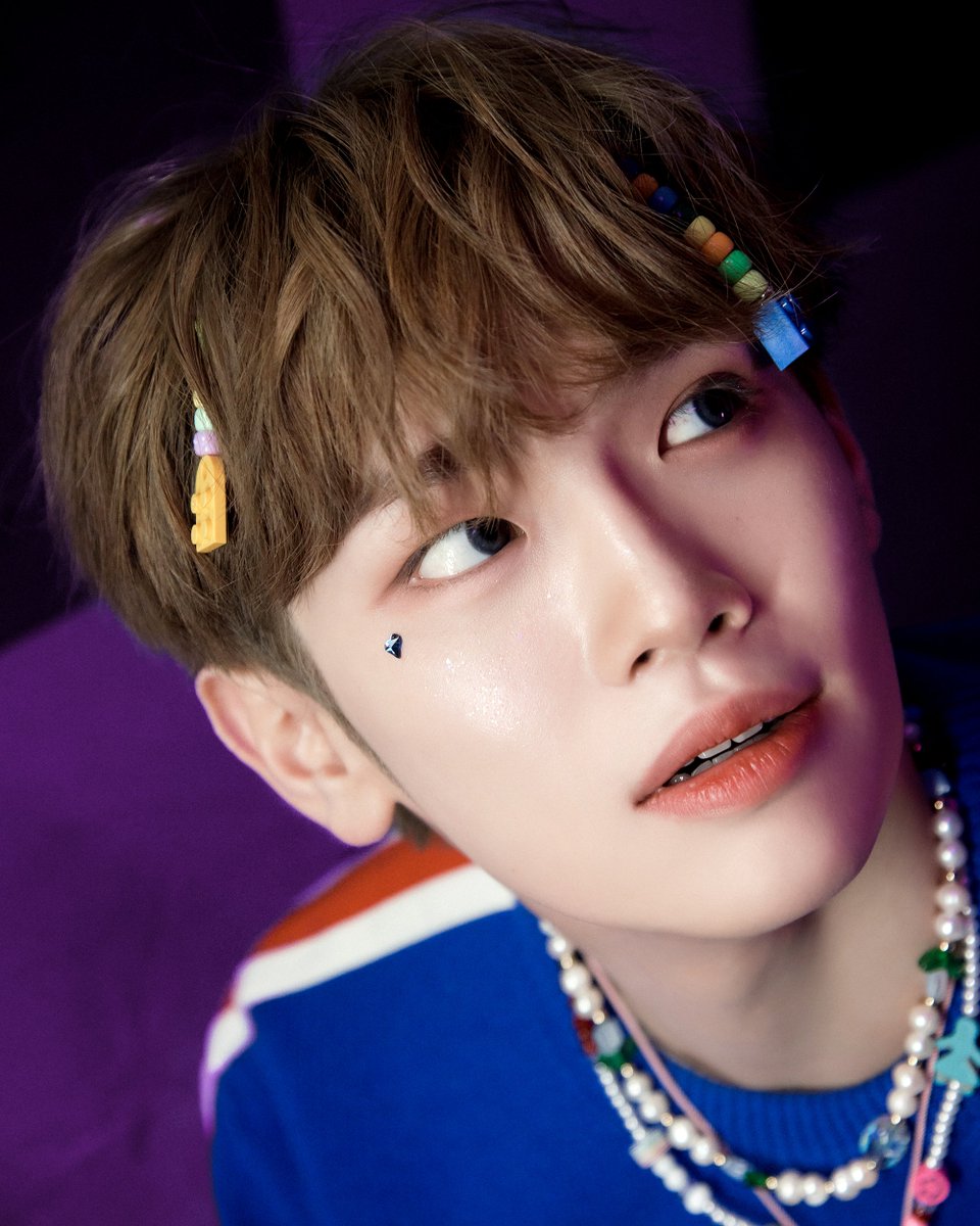 ZB1_official's tweet photo. ZEROBASEONE The 2nd Mini Album [𝗠𝗘𝗟𝗧𝗜𝗡𝗚 𝗣𝗢𝗜𝗡𝗧]

Concept Photo Mystery ver.
#KIMTAERAE #김태래

2023.11.06 18:00 (KST)

#ZEROBASEONE #ZB1
#제로베이스원
#MELTINGPOINT #CRUSH #가시
#ZEROBASEONE_CRUSH https://t.co/ztwLsDkyRw
