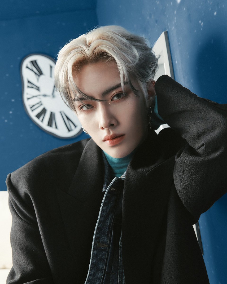 ZB1_official's tweet image. ZEROBASEONE The 2nd Mini Album [𝗠𝗘𝗟𝗧𝗜𝗡𝗚 𝗣𝗢𝗜𝗡𝗧]

Concept Photo Mystery ver.
#RICKY #리키

2023.11.06 18:00 (KST)

#ZEROBASEONE #ZB1
#제로베이스원
#MELTINGPOINT #CRUSH #가시
#ZEROBASEONE_CRUSH