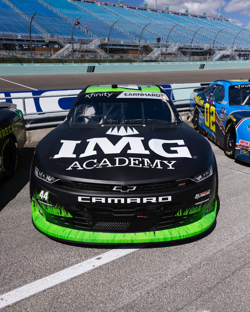 IMGAcademy's tweet photo. Rev up your engines! 

An IMG Academy-branded car made waves at Homestead-Miami Speedway in the NASCAR Xfinity Series race. 

Thanks to our partner ForeverLawn, Jeffrey Earnhardt's car proudly displays the IMG Academy logo. 🚗🏁 https://t.co/EercY4sixv