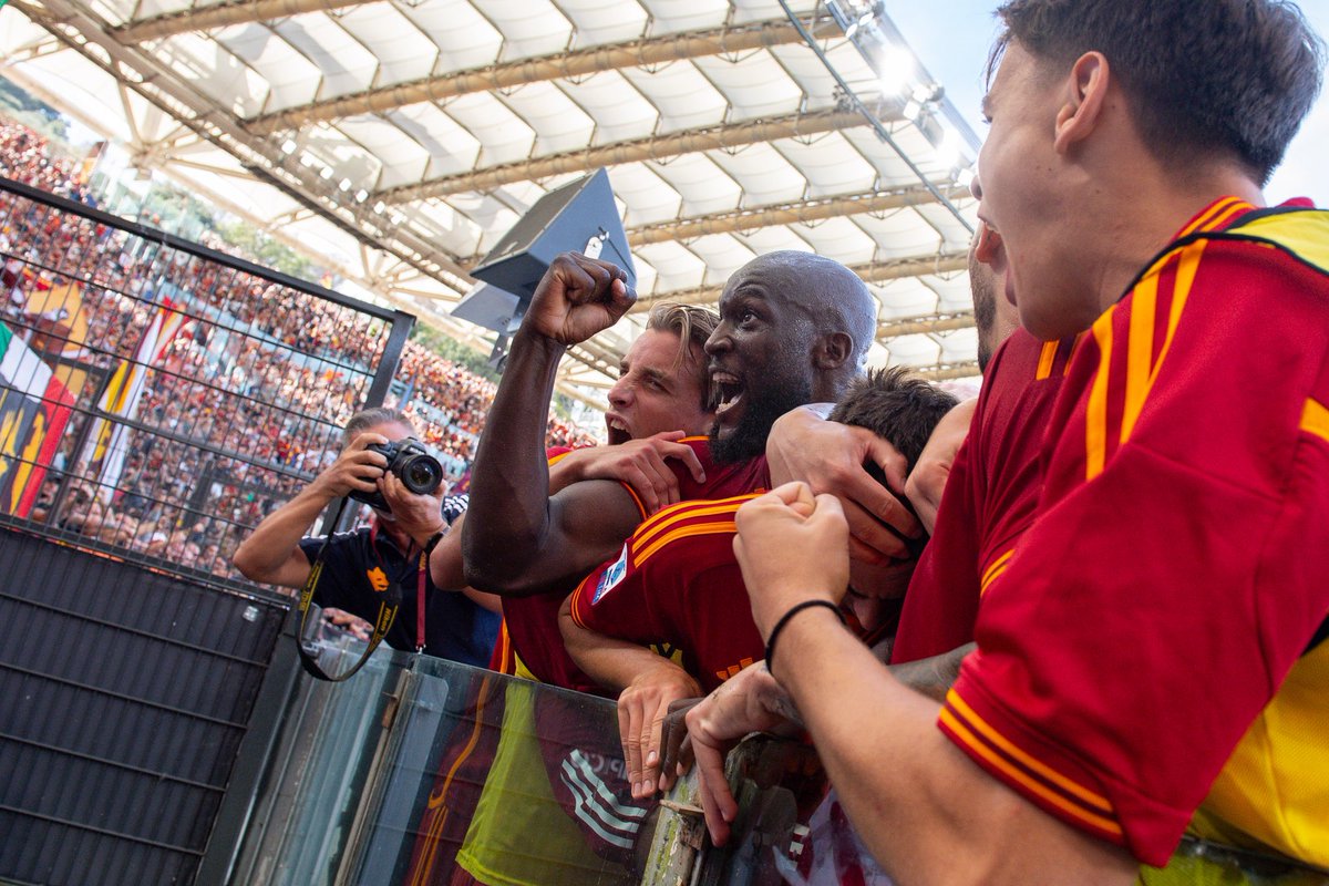 safodbold's tweet photo. 🇮🇹 @OfficialASRoma 🆚 @ACMonza. 

⌛ 1-0. 

👮 @SerieA 
🙋 @safodbold 
🧵 @bongoramasport 
🧵 @signalsportdk
📺 @TV2SPORTdk
👕 @adidasfootball
💰 @VisitSaudi
🏟️ @SporteSaluteSpA
🏷️ #sadk
🔖 #fodbolderkærlighed https://t.co/8P3czgAsAJ
